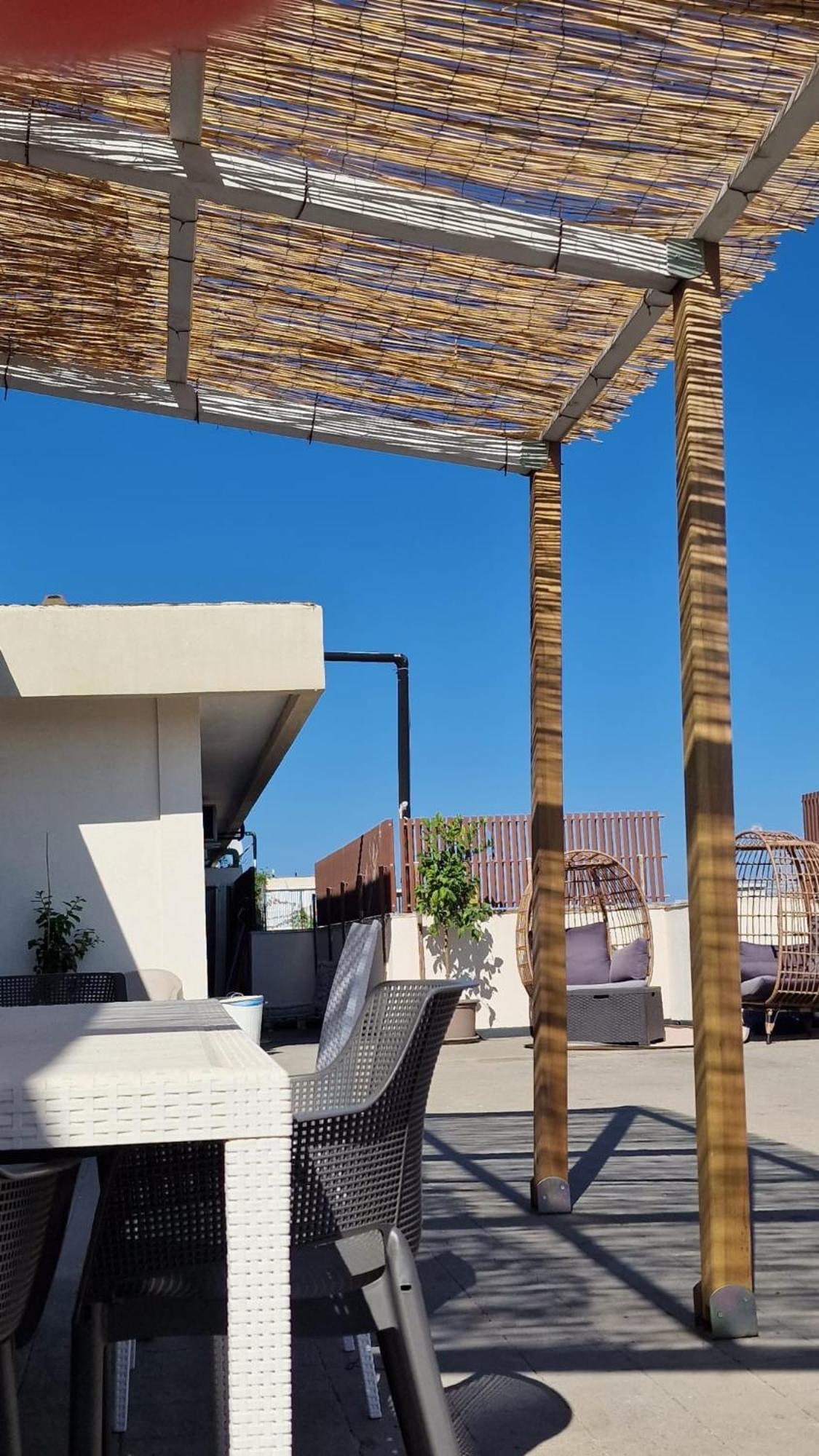 Luxus P4T Family 3 Bedroom With Pool, Tennis Court And Sauna Brindisi Buitenkant foto